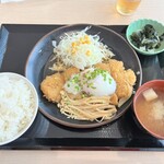 こうわん食堂 - カツ煮定食
