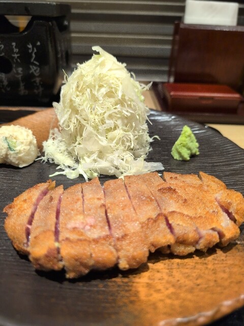 Gyukatsu Motomura Ueno no mori sakura terasu ten - Keisei Ueno
