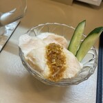 和洋居酒屋 味和伊 - お通しも鶏胸肉低温調理で柔らかい