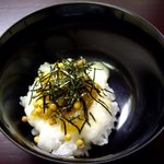 旅亭 萬葉 - 1凌ぎ　鯛とろろ飯、糸海苔、あられ.JPG