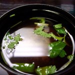 旅亭 萬葉 - 汁物　蓮根団子、三つ葉JPG.jpg