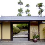 旅亭 萬葉 - 万葉玄関.JPG