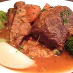 モンテ - ランチコース 1625円 の牛バラ肉の煮込み クースクース添え