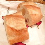 モンテ - ランチコース 1625円 のパン