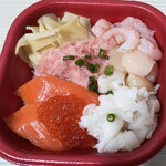 彩夏丼丸 - 料理写真: