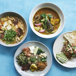 REVIVE KITCHEN THREE_2