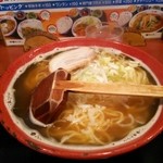 中華料理和 - 煮干しラーメン大盛。優しいニボニボ。