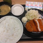 松のや - 料理写真:朝ロースカツ定食590円(2026.4.22)