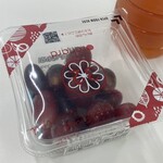 LAWSON - 料理写真:カップフルーツ（赤ぶどう）