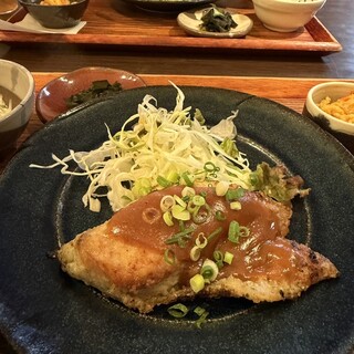 しあわせ島ごはん まどみ_1