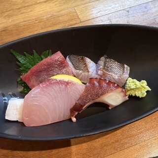 立ち飲み ひとよ_1