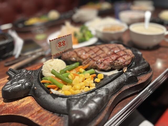 ステーキハウス88 北谷店 （STEAKHOUSE 88） - 北谷町/ステーキ | 食べログ