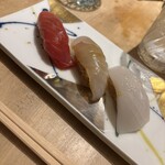 鮨 四 - 