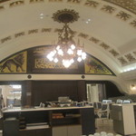 シャンデリア テーブル - 入口の座席