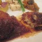 シャンデリア テーブル - このコロッケ美味しい～♪