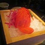 ダイナミックキッチン＆バー 燦 - 凄い甘いです！「狼桃トマト」