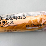 デイリーヤマザキ - 料理写真:練乳クリームを味わうミルクフランス