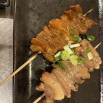 土佐赤牛 四万十鶏 炭火焼和 - 