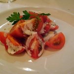 シシリヤ - トマトと大根おろしのサラダ　アンチョビドレッシング　自宅でも作れそうなのがいい