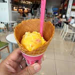 サーティワンアイスクリーム - 料理写真:ピーチメルバ ワッフルコーン