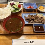 山正肉料理店 - 
