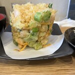 十割舞そば忠庵 緑園亭 - かき揚げが筒状で大きくて楽しい♡