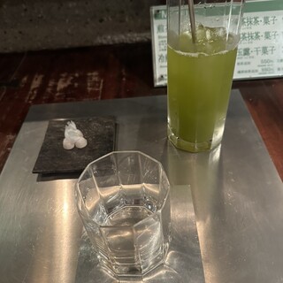 茶の葉_0
