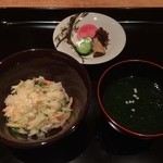 御料理 堀川 - 桜海老と姫三つ葉の炊込みご飯・香の物・海苔吸