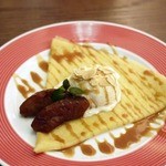 ルコックロティ - 焼リンゴとバニラアイス 塩キャラメルソース（特別にハーフサイズ） 