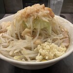 Hi-Fat Noodle BUTCHER’S - 料理写真:ラーメン少なめ