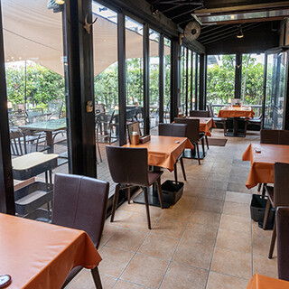 BOND's Bistro Garden & patisserie Luxe_1