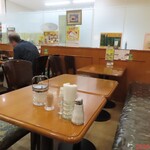 カヤマ珈琲 - 店内雰囲気