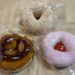 ミスタードーナツ  - 料理写真:みたらし❤︎きなこ❤︎いちご❤︎