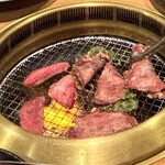 焼肉問屋 牛蔵 - 