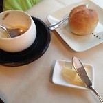 Bonnusheru - スープとパン