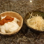 仙台牛焼肉 バリバリ - 左：山芋×ねぎ味噌（２９０円）　右：白ねぎ×ごま塩（３９０円）