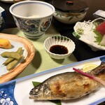 旅館 久保治 - 