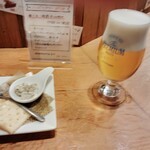 イタ飯バル RICCIO - 生ビール＋お通し