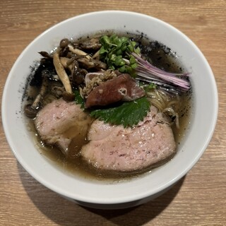 R+ 隠れ家すぎるラーメン屋_1