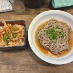 鐘庵 - 料理写真:冷やしそばと桜えび天重