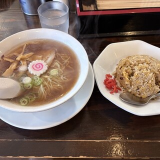 ラーチャン家_0