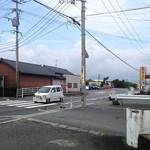 丸星ラーメン - ラーメンの文字があちこちに。