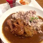 Ame-Cafe&Curry With Weed - 雑穀米牛スジカレー
