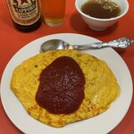銀龍 - オムライスには中華スープが付く