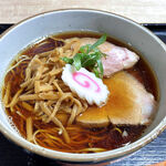 光が丘 井の庄 - 料理写真:日本一しょうゆの醤油そば（950円）