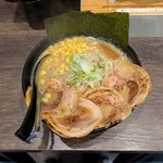札幌ラーメン 左馬 - 料理写真:特製味噌（1450円）