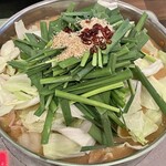 博多名物 もつ鍋 笑楽 - 