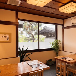記念日やお祝いにも最適な完全個室です。