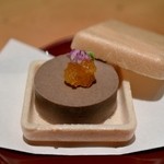 池袋 はなれ - 神戸牛のレバーの最中