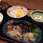 Machikadoya - カツオのたたき定食